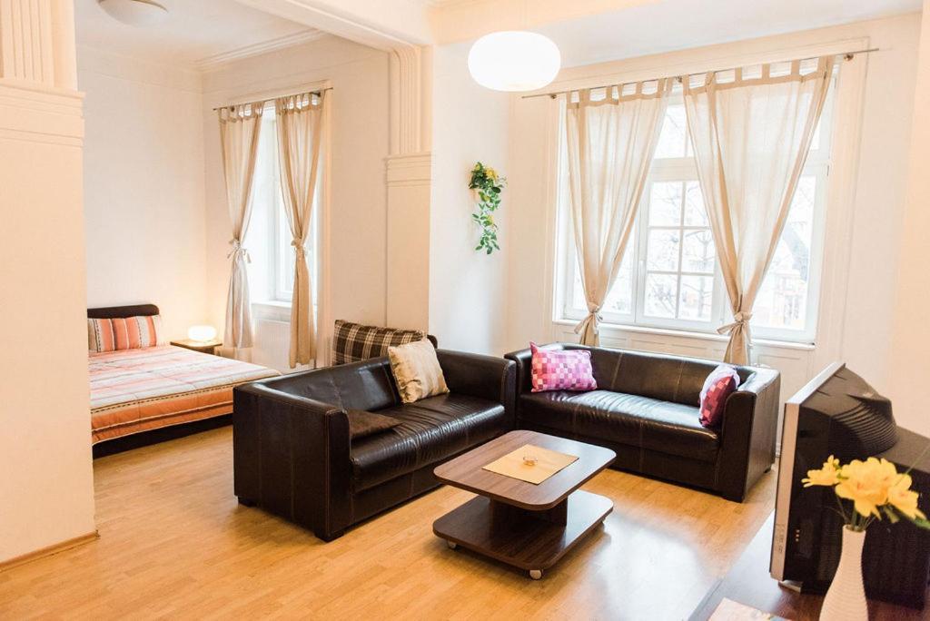 Lion Apartments In Historical Center, Bratislava Old Town Extérieur photo